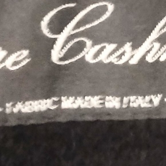 Bill Blass Signature Pure Cashmere coat - Picture 13 of 13